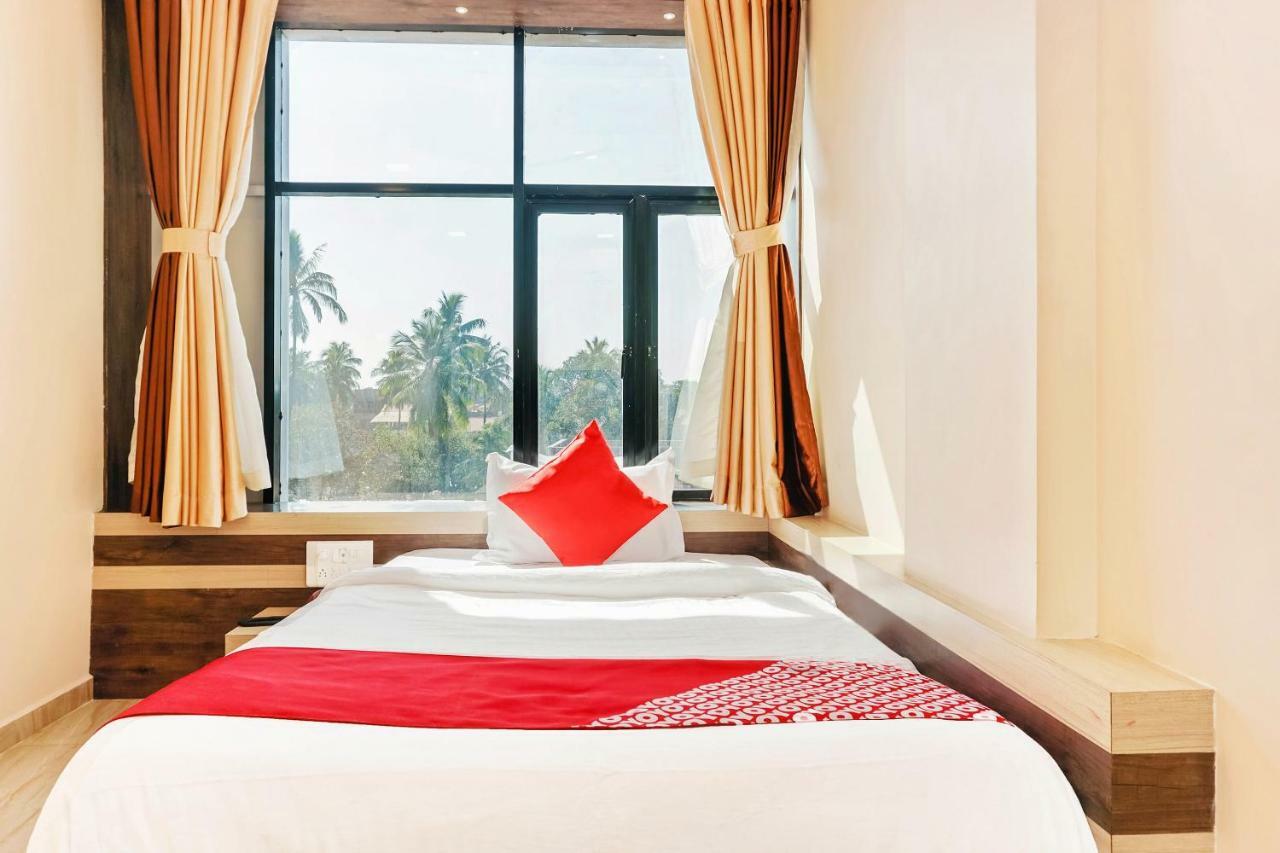 Oyo 29634 Hotel Navalai Pride Ratnāgiri Exterior foto